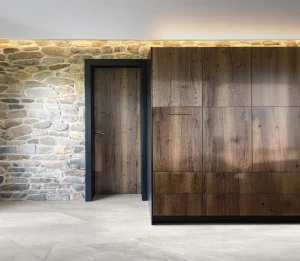 Portes sur mesure parfaitement adaptées à l’architecture intérieure, proposées par Schüp&Bach pour une menuiserie de qualité.